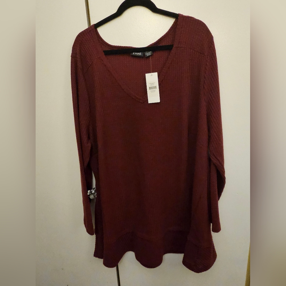 Womens Plus Size Maroon Sweater Size 22/24